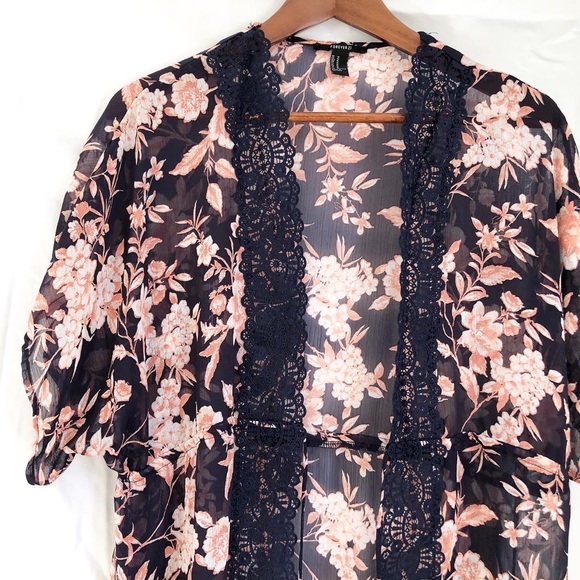 Kimono Violet Doux Forever 21 - Taille S - Manches évasées - Occasion Très Bon état